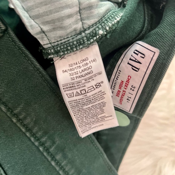 GAP | Hunter Green Cheeky Straight Hi Rise Cropped Jeans Raw Hem (32L/14L) Long - Picture 5 of 5